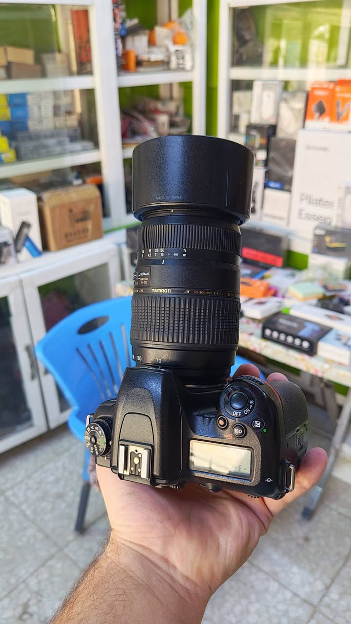 Nikon D7500 +70.300 Tamron
نضافه 99%كامل ملحقات اصليه حزام شاحنه بطاريه جنطه
شتر 18k ✅
سعره 850الف 
مكاني بابل
***********
