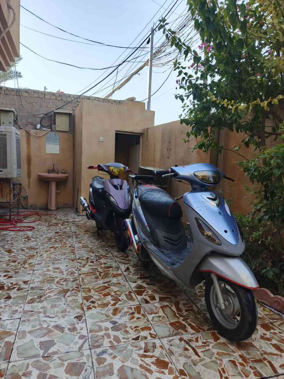 (السلام عليكم) 🏍️㊗️🇯🇵
الدراجتين للبيع العدله بيها ترتيبات مثل صالنسر رياضي حلزوني وسلف ار جي اس ترتيبات جانبيه بسيطه الدراجه كامله مكمله ما ابيها اي نقص سعرها (750) وبيها مجال بسيط حق الجي 
ّ
والماكس المنغولي كلها على وضعيه اليابان ما ملعوب بها اي شيء ظفيرتها كفراتها سواداتها يابانيات ما عدا الصناصر رياضيه طالعه من المعرض بنهايه الشهر الثاني 2026 سعرها (750) وبها مجال بسيط حق الجيه
ٓ
العنوان كربلاء الحر رقم الهاتف للتواصل متواجد واتساب والرصيد :- (***********)
ِ
اللي يدور نطايح لا يراسلني خليه يعبر المنشور ما يفيده 
ٍ
🏍️㊗️🇯🇵
