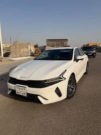 للبيع كي فايف مديل2022 كفاله سنويه ع 27 سياره كفاله بيه بارد فقط ب بني...