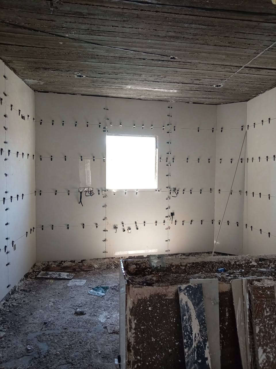 شغل ابو ادم المصري خلف درجه اولى جدران وعرضيه بورسلين ومرمر    ***********
