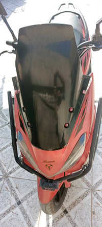 دراجة سترونگ صيني للبيع حجم  محرك 150 ss    550 الف وبيها مجال. تواصل ...