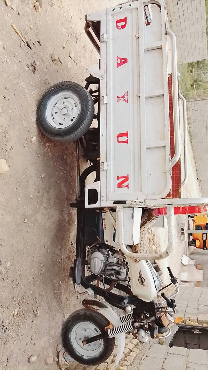 سلام عليكم ستوته للبيع 2020اوراق. مكفوله شاصي  لالحيم لاخياس  سعرها. 1700وبيه مجال      *********** مكاني. الحولي جديد  قرب جامعة ذي قار
