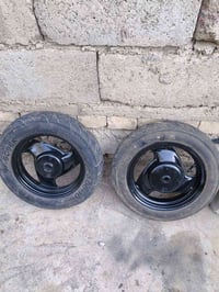 قطع غيار سيارات • للبيع