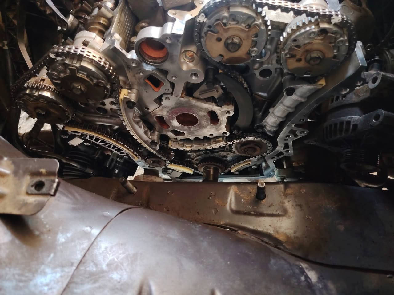🔥🔧  محرك 3600… 🔧🔥

#ضبط اعادة سنتر تايمن ال  محرك 3600 مع الاهتمام بأدق التفاصيل، من الداخل للخارج 👌

⚙️ تبديل تخم تايمن المحرك
🔗 تبديل الزناجيل
🛠️ تبديل تخم مساطر التايمن
🔩 تبديل تخم الضواغط
⚡ تبديل تخم جبن حساسات VVT
🔧 تبديل تخم جبن القبق ولفات
🌀 تبديل جبنة رأس كرنك

🧼🔥 وغسل أغطية المحرك بالبخار المضغوط لإزالة رواسب الدهون والزيوت المتراكمة، حتى يرجع المحرك نظيف ومرتب من كل الجهات ✨

🔧 ورشة أنور سوزوكي وإكونوكس
📍 كربلاء – الحي الصناعي – الأبلوك الثاني – شارع السايدين – سايد الدخول
📞 ***********
📞 ***********
