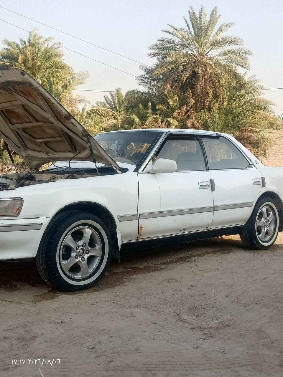 سيارة شيزر  موديل 1992/باسمي السعر 34 وبيهه مجال رقم دولي اتصال على الرقم ***********
