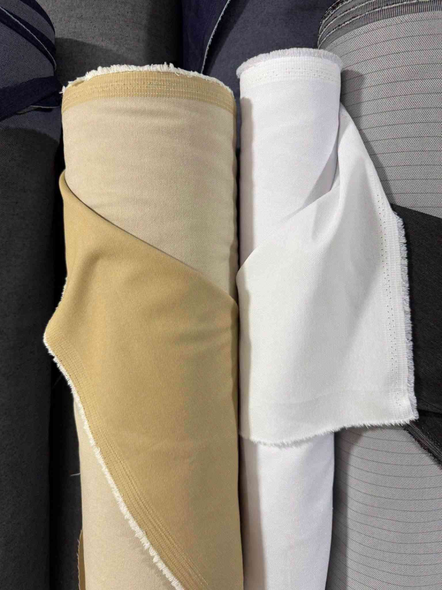 كابوي جينز / العنوان شورجه سوق المراديه واتساب ***********

نص مكتوب في الصور:
- 9 7 4 8 10
- 5
- 9 7 4