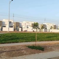 بيت للبيع • حديقة B20 • أقساط