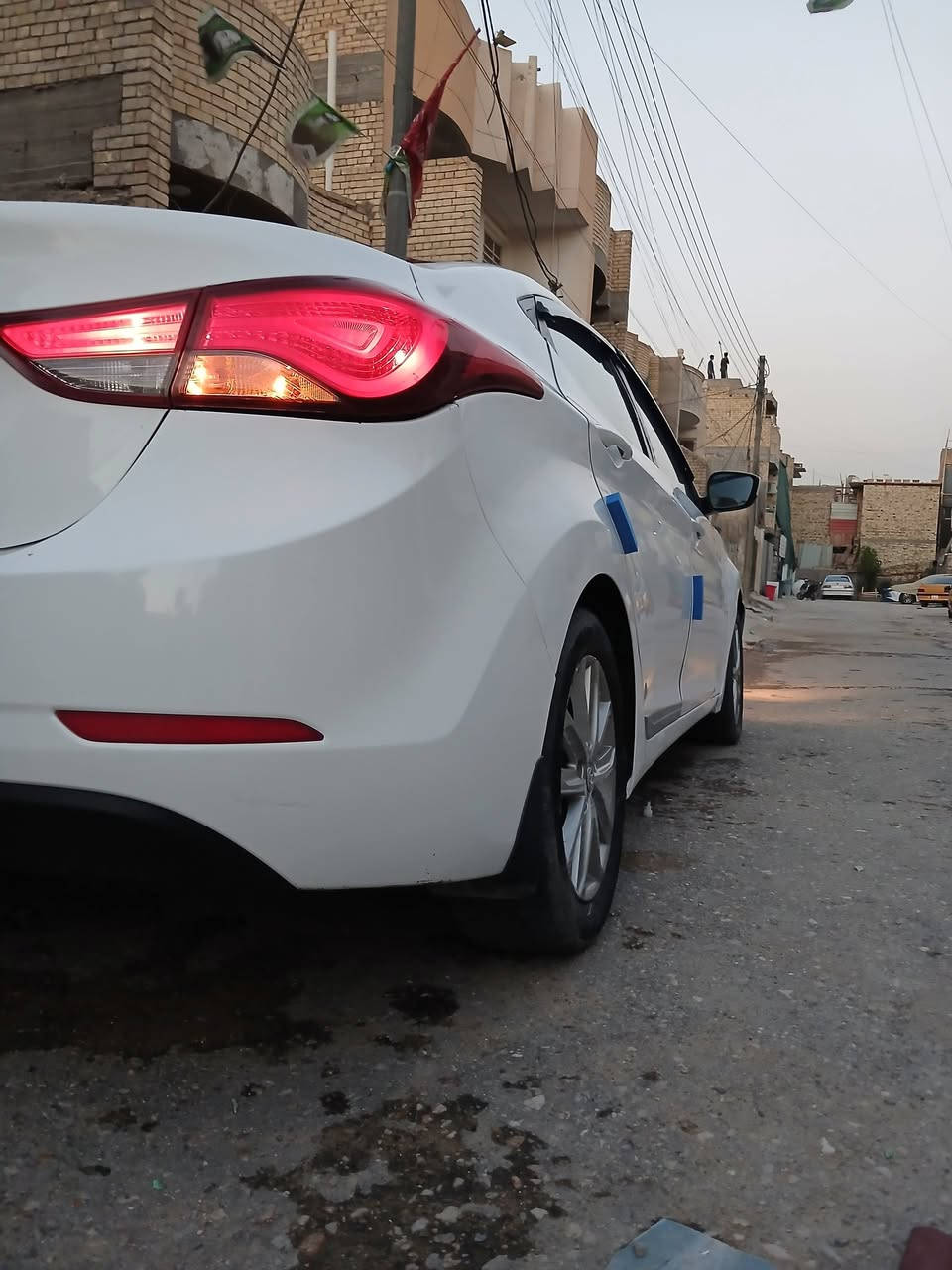النترا ١٦ سياراه خليجي فول مواصفات سياراه مصبوغه  اثر ظربات بصيطه رقم كربلاء سعر ٧٨ بيهه مجال ***********

