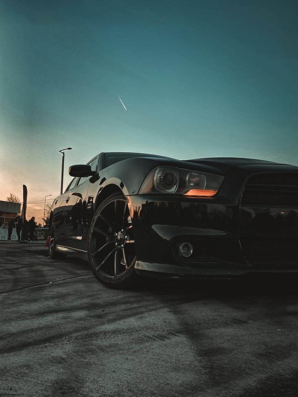 🐝 للبيع | Dodge Charger Super Bee 2012 🐝

السياره تعتبر من النوادر بفئتها..🚀

⚫ Dodge Charger Super Bee
📅 موديل: 2012
🖤 اللون: أسود
📍 وارد: أمريكي
📏 الممشى: 98 ألف ميل
⚙️ محرك 6.4L HEMI V8 سكات باك🐝
🔄 جير أوتوماتيك

المواصفات:
✅ شاشة
✅ كاميرا خلفية
✅ بصمة
✅ داخلية قماش
✅ تدفئة وتبريد للمقاعد

التعديلات:
🔥 داخلية Carbon Fiber
🔥 شوته AFE يعطي صوت وهيبة تليق بالـ HEMI

حالة السيارة:
✔️ محرك وكير خير من الله
✔️ نصبة السيارة تخبل ومبينة بالصور
✔️ السيارة نظيفة ومعتنى بيها

ملاحظه:
حادثها جاملغ خلفي، وباب السكن والي خلفه مبدلات بلادي

السياره محتاجه بس خيال وره الاستيرن فقط 👨‍✈️

💰 السعر: 16,800$
السعر بيه مجال بسيط …

وبصراحة… من النادر تلقى Super Bee بهذا السعر وبهذه المواصفات.

📍 الموقع: بغداد – شارع فلسطين

📱للاستفسار :***********

