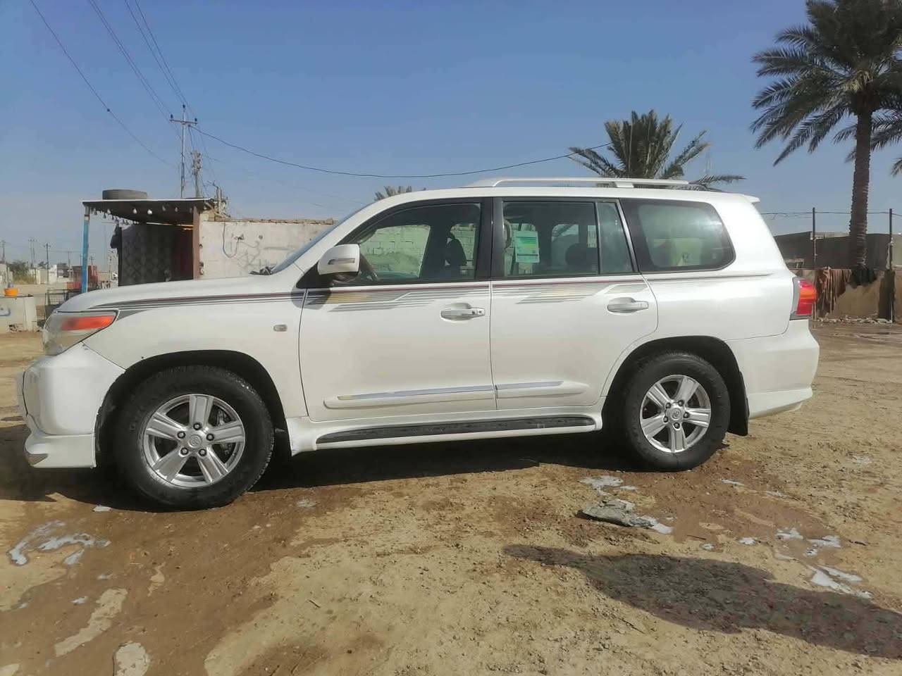سلام عليكم جكساره موديل 2010
بيه جاملغ الامامي الايسر صبغ
كير محرك تبريد كفاله
فول مواصفات 
رقم قادسيه انكليزي بأسمي
سعر، 220وبيه مجال 
مكان ديوانيه
رقم***********
