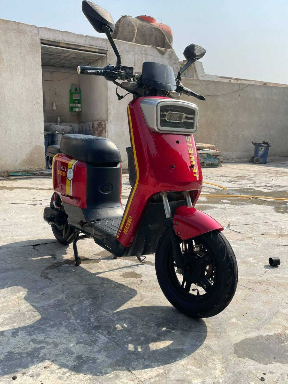 ار 11 • بطاريات كبار • ٢٠٢٥