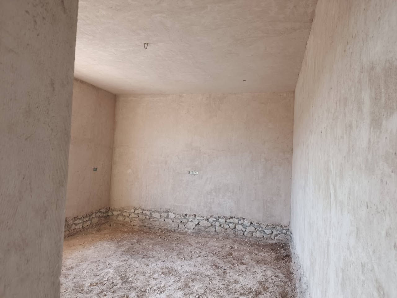 سلام عليكم شغل صطار درجه اوله
متر 2500

تواصل ***********
