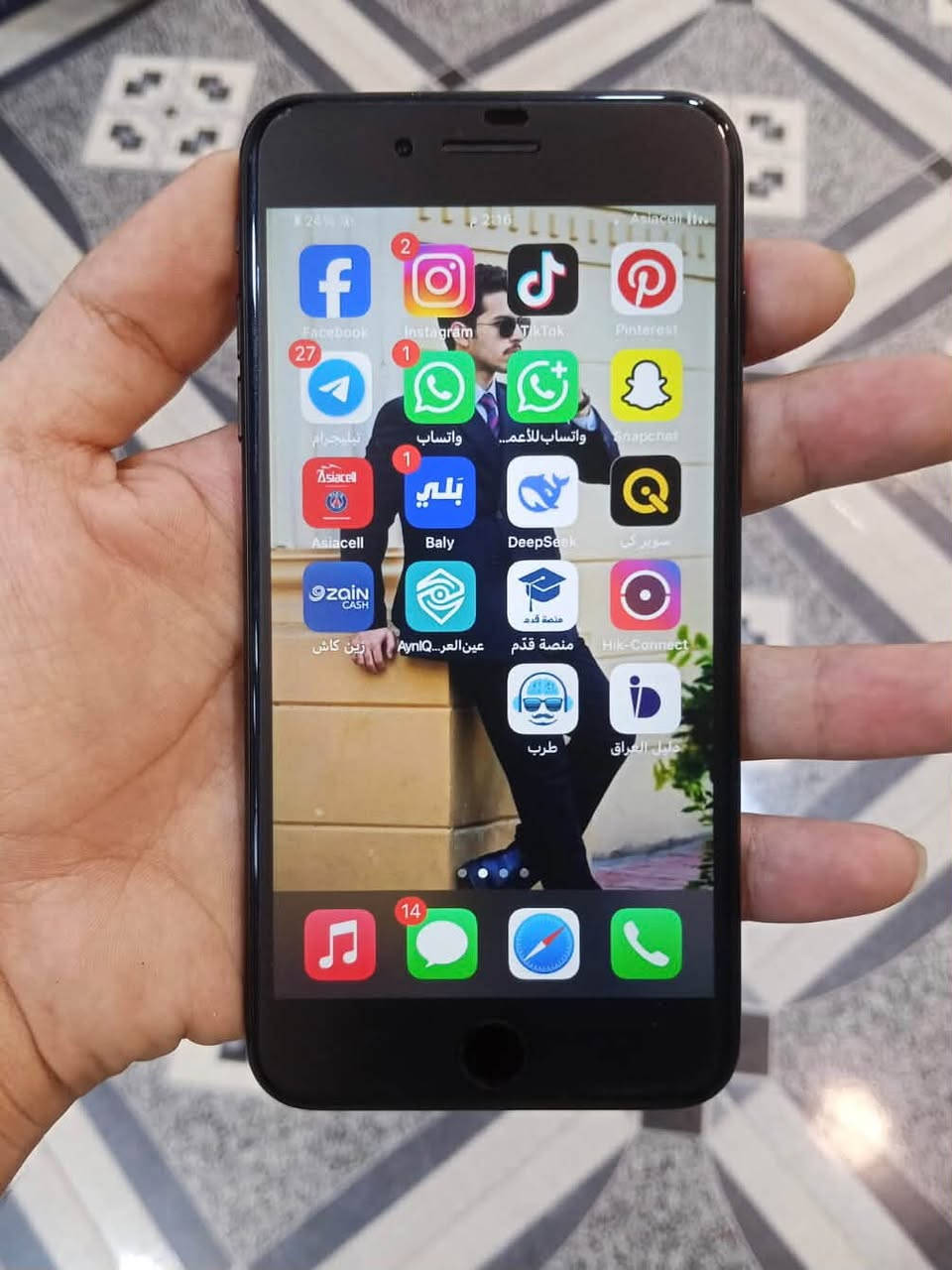 📱للبيع آيفون 7 بلس اللون الاسود أصلي وتر بروف مضمون بلادي من كلشي مخزن استخدام شخصي 

كارتونة أصلية موجودة – ذاكرة 128GB تكفيك لكلشي ، 🔋 صحة البطارية 70 ، نظافة الجهاز عالية

السعر 120 ألف سعره مناسب لفئة الجهاز وحالته وبي مجال للشراي

📍 مكاني : البصرة 
للتواصل : واتساب ***********
إتصال ***********
