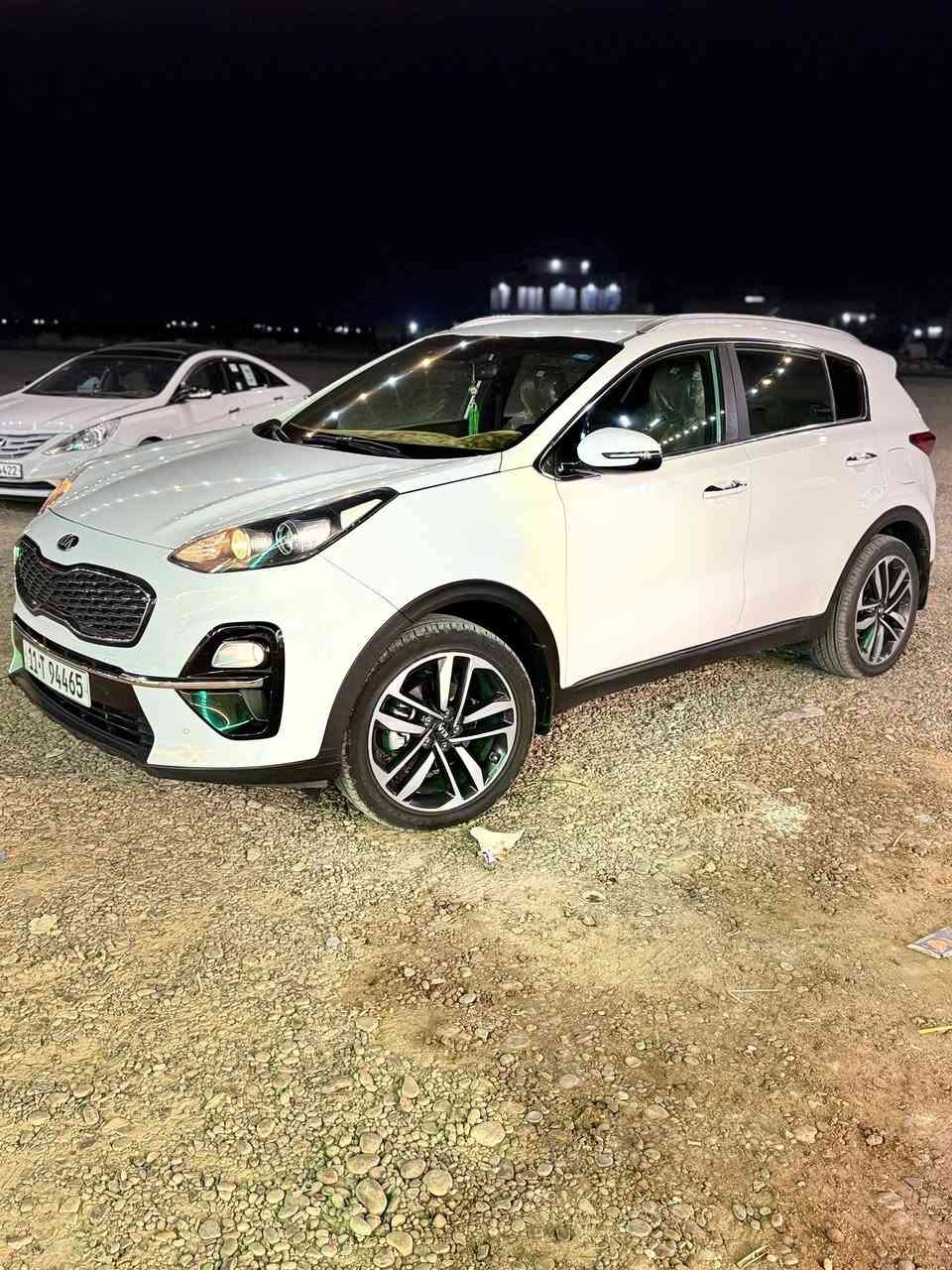 ‏سبورتج خليجي موديل 2019 رقم بغداد الجديد الدولي باسمي هزه وسنويه جديده تحويل ثاني يوم 
مكفوله كفالة عامة (من الصبغ التبديل والفتح والحالوب والبارد والشخوط حتى الدعاميات كفالة بدون قطرة الصبغ وكير ومكينة وضع الشركة ) شرط السونار 
‏ ماشيه (60) الف حقيقي سيارة جديدة بمعنى الكلمة 
‏مواصفات البيسك 
داخل حمصي 
‏ حساس أمامي
‏حساس خلفي
‏كشنات مخمل
‏قطعتين تبريد 
‏محرك 2000 دوش
‏مري شفط 
‏خمسه ويل كب كروم 
‏شاشة بلاديه + Bluetooth 
‏تحكم ستيرن جهتين 
‏مثبت السرعة 
‏3 أنظمة القيادة
‏وباقي المواصفات معروفه 
‏إسبير الشركة ما نازل
 السعر (185)
*********** اتصال او واتساب
