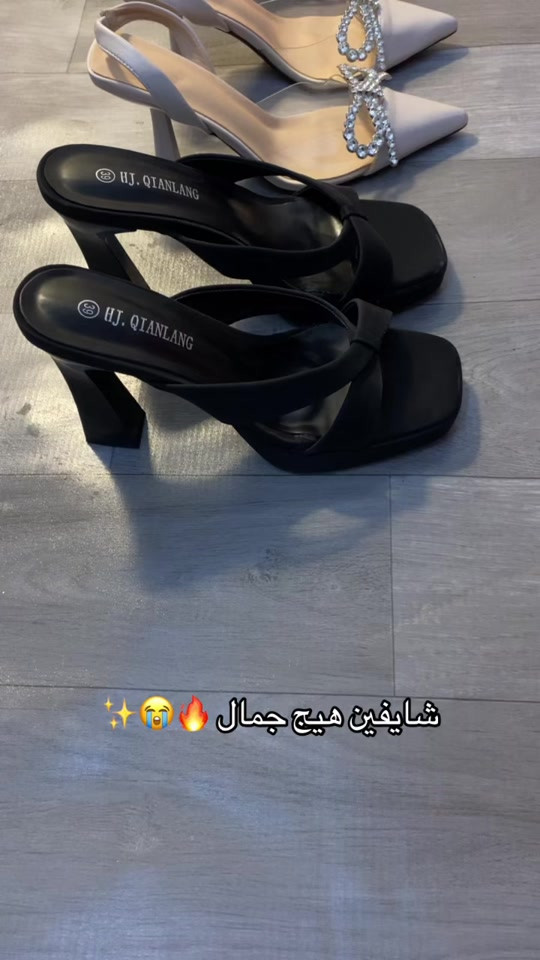 #اكسبلور #اكسبلور #اكسبلور #احذية_نسائية #احذية 

نص مكتوب في الصور:
- شايفين هيج جمال 🔥😭✨
