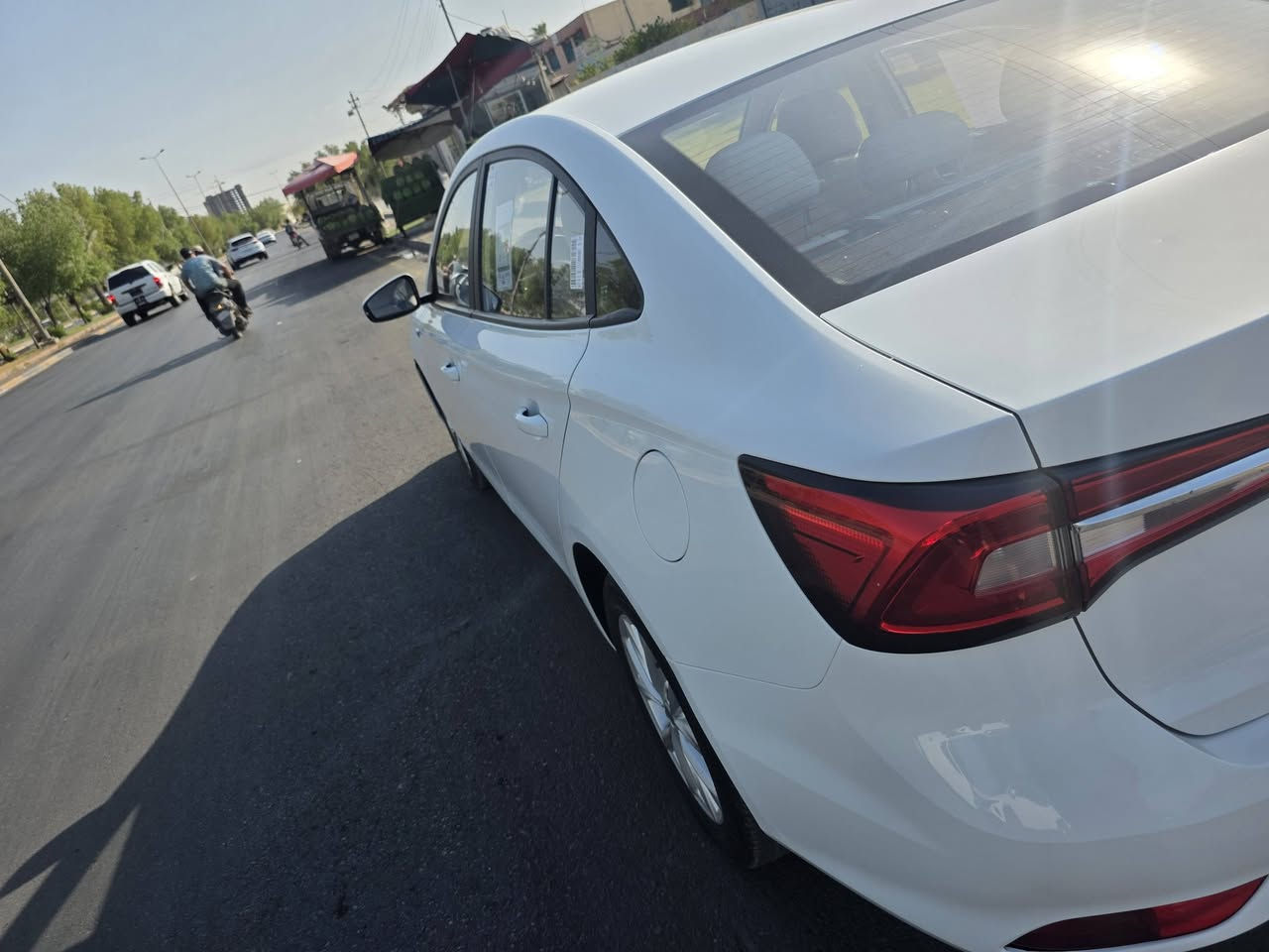 يالله ام جي فايف موديل ٢٠٢٣ رقم اربيل تريد وكالة تريد تحويل اني بلخدمة السيارة ماشية ٦٦ الف كير مكينة مكفولة كفالة عامة اكو بارد باب عكس السايق  باقي السيارة مكفولة كفالة عامة السعر ٩٥ ورقة وبيهة مجال حك الجية العنوان بغداد الاعلام ***********
