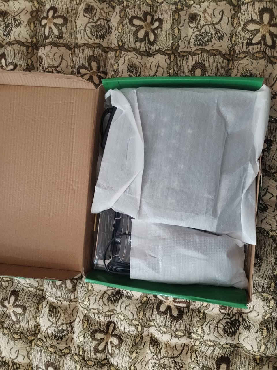 ماوس و كيبورد مال ببجي بهاذه الشكل اصليات السعر 35 راسلني خاص او واتساب ***********
