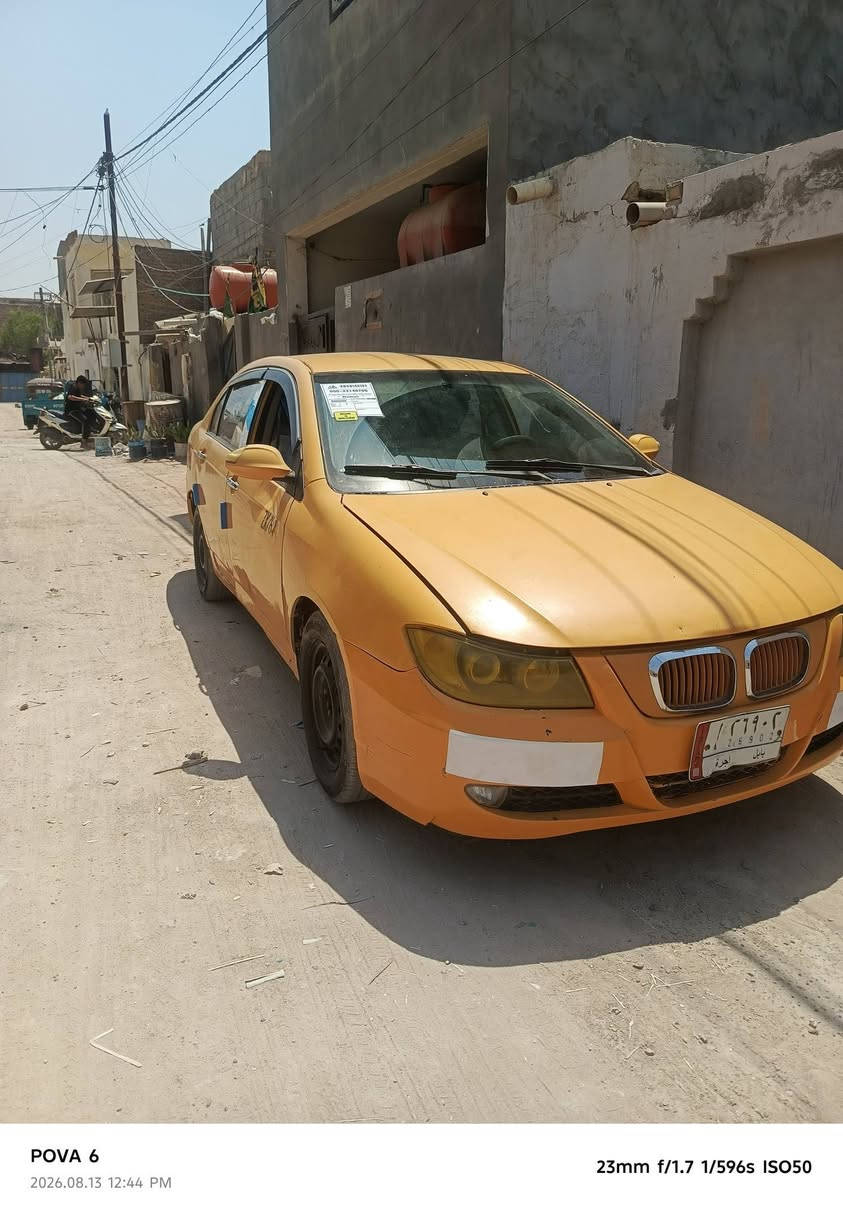 ليفان 620مصفره هيئه وغرامات مكينه وكير كورله اوتماتيك السياره مابيها ضربه 27وبيها مجال خابر وتدلل ما متواجد علنت ***********
