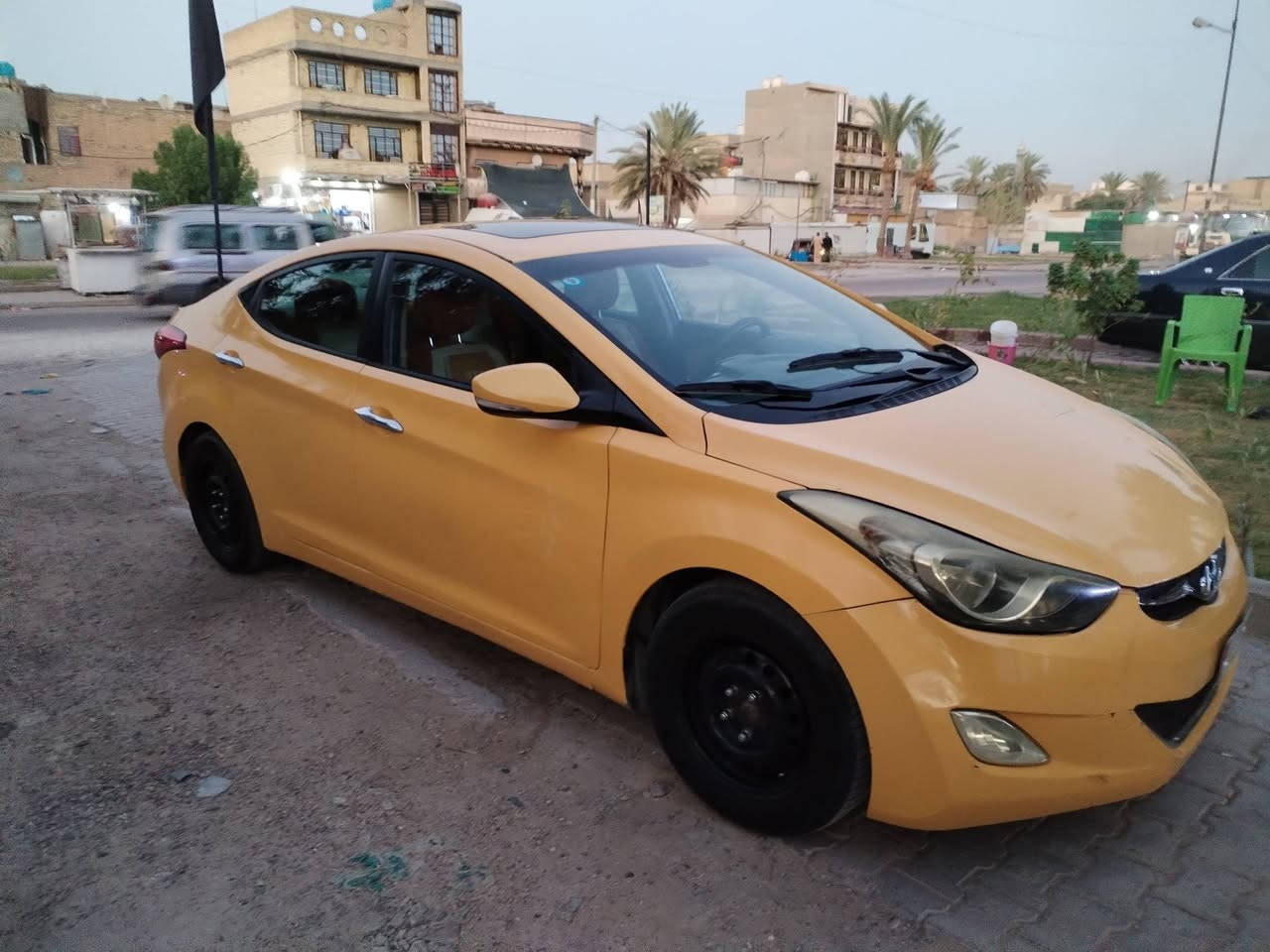 النتره أمريكيه ٢٠١٢ فول بصمه فتحه تخم تاير جديد صدر خلفي وامامي جديد مصفره هيه وغرامات مكان بغداد السعر ٧٧ الاتصال ***********
