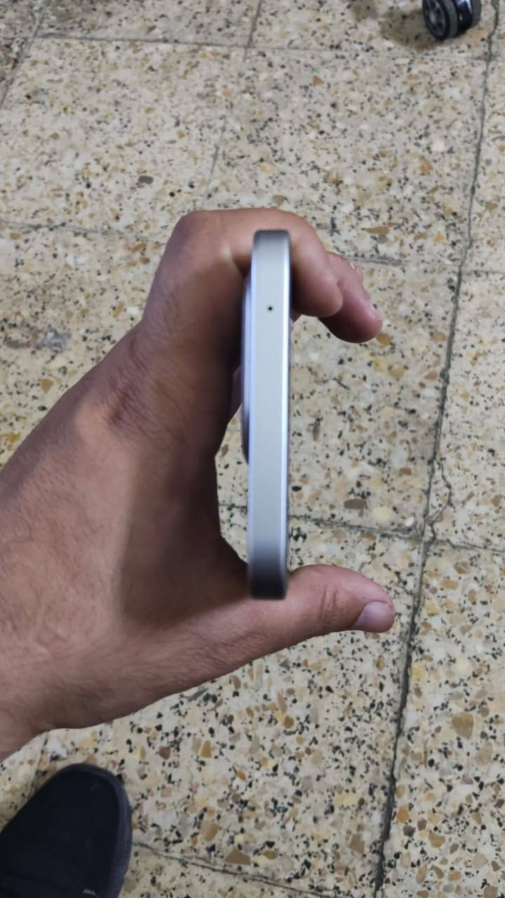 شاومي 15 تي جهاز  رام12 ذاكرة 512 
مشحون 125 مرة جهاز جديد كامل ملحقات اي ضرر مابي 
السعر 550,  حتلو مراوس بهونر 600 كون الرام 12
  مكاني بغداد مدينة الصدر 

رقمي ***********
