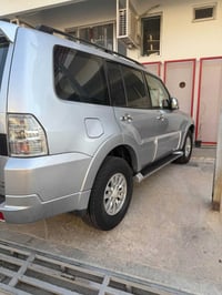 باجيرو • وتساب • استفسار