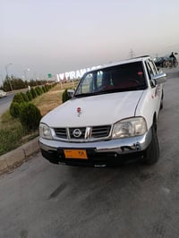نيسان بيكاب • ٢٠١١ • بازار ٥٦