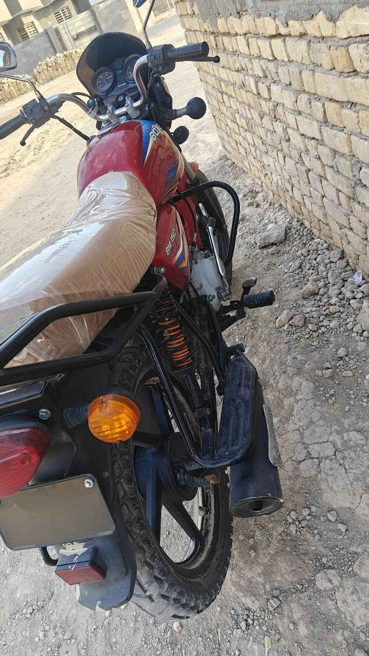 دراجه بوكسر مديل ١٩ اوراق اصولي بعدهي عل سحگ خير من الله السعر خاص ***********
