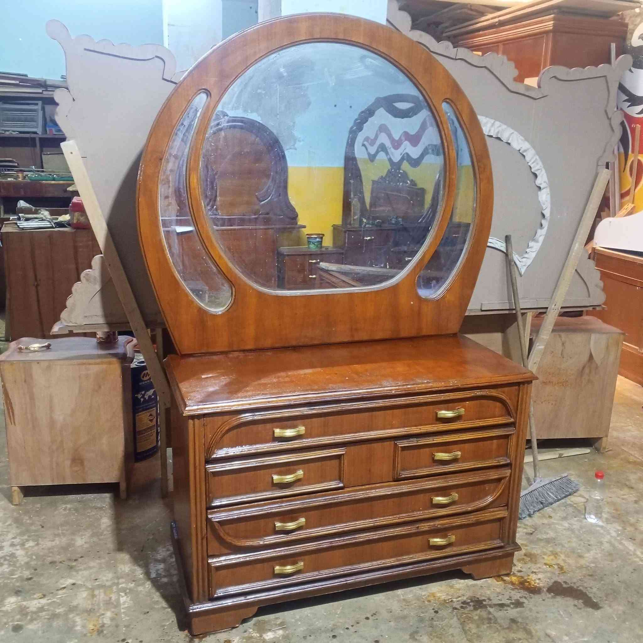 ميز مرايه • درجة اولى • حي جهاد زويرجات