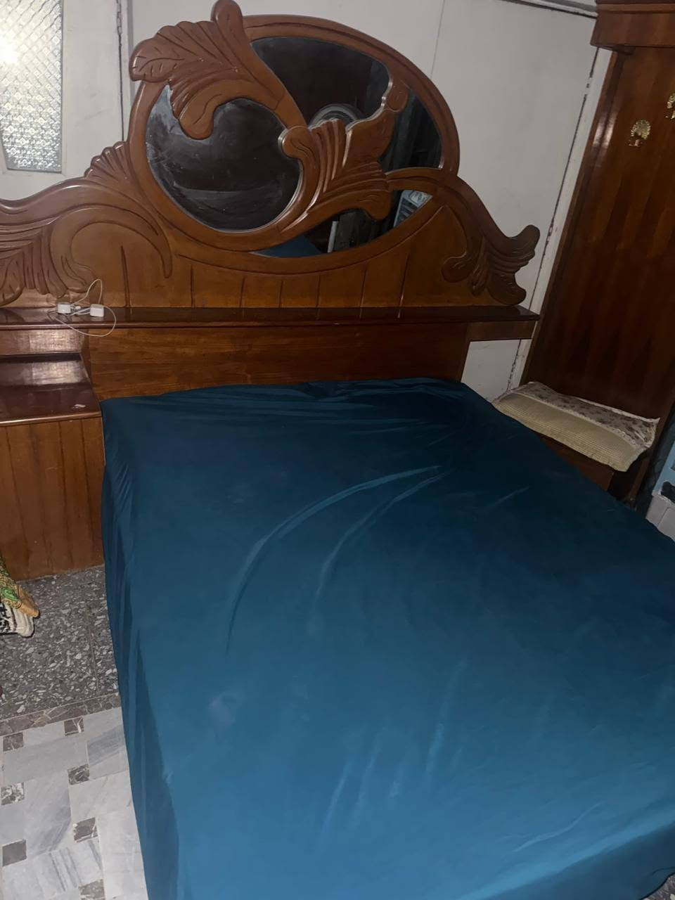 غرفه نوم صاج عراقي 7 قطع نظيفة 
السعر 750 الف
الرقم للاتصال و استفسار ***********

