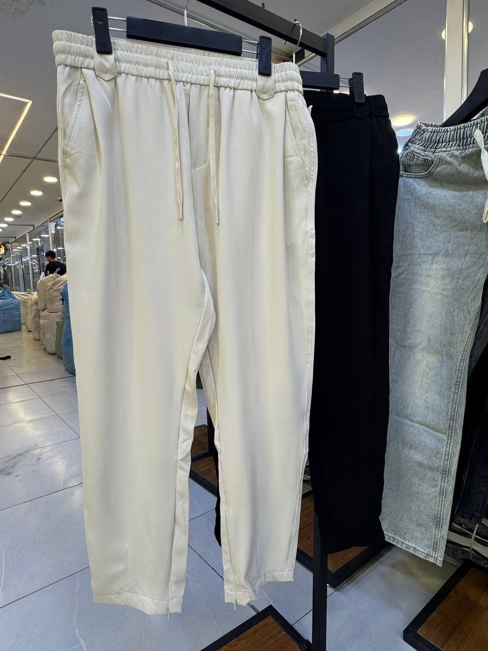 بجامة قماش • مقاسات M-4XL • اسود اوفوايت