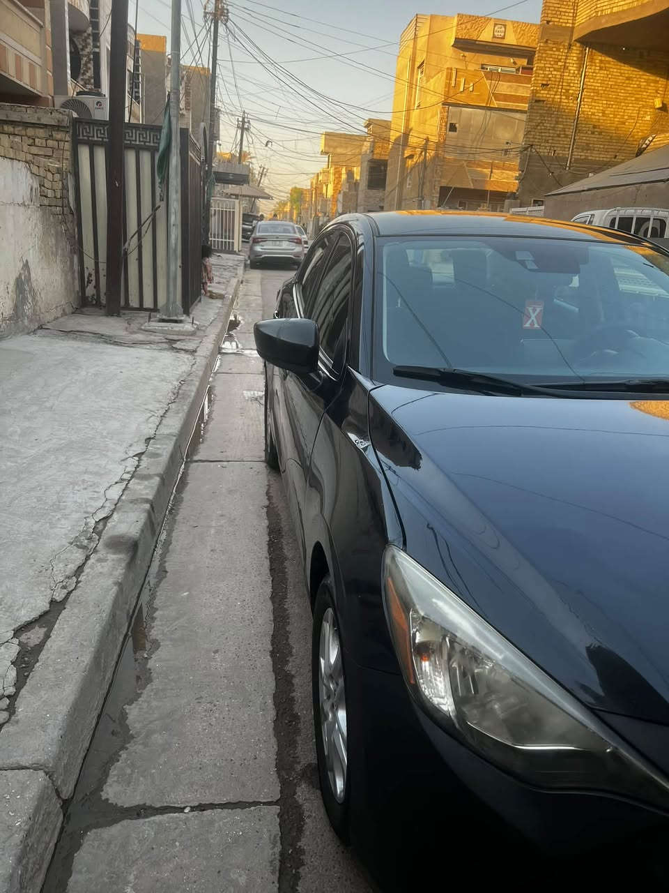 السلام عليكم سياره كورله يارس للبيع السياره كلش نضيفه فول مواصفات كامل مواصفات بدون بنوراما مديل 2017 
العنوان بغداد المشتل شارع المطبك قرب امانه بغداد 
السعر 88 وبيها مجال 
لاستفسار ***********
