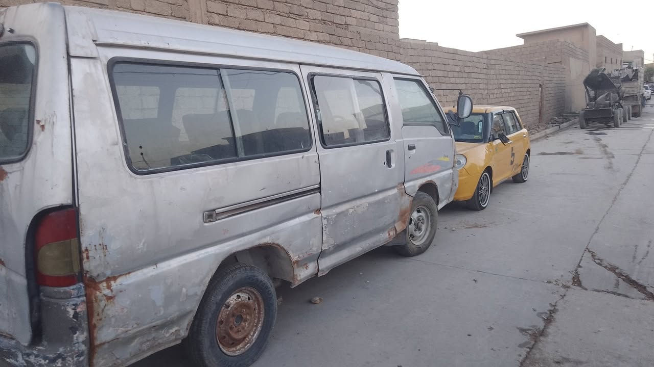 كيا هوندا للبيع موديل 93 شنو هي ساقطه حاكينا ونجيب بنزين سعر 22.     ***********
