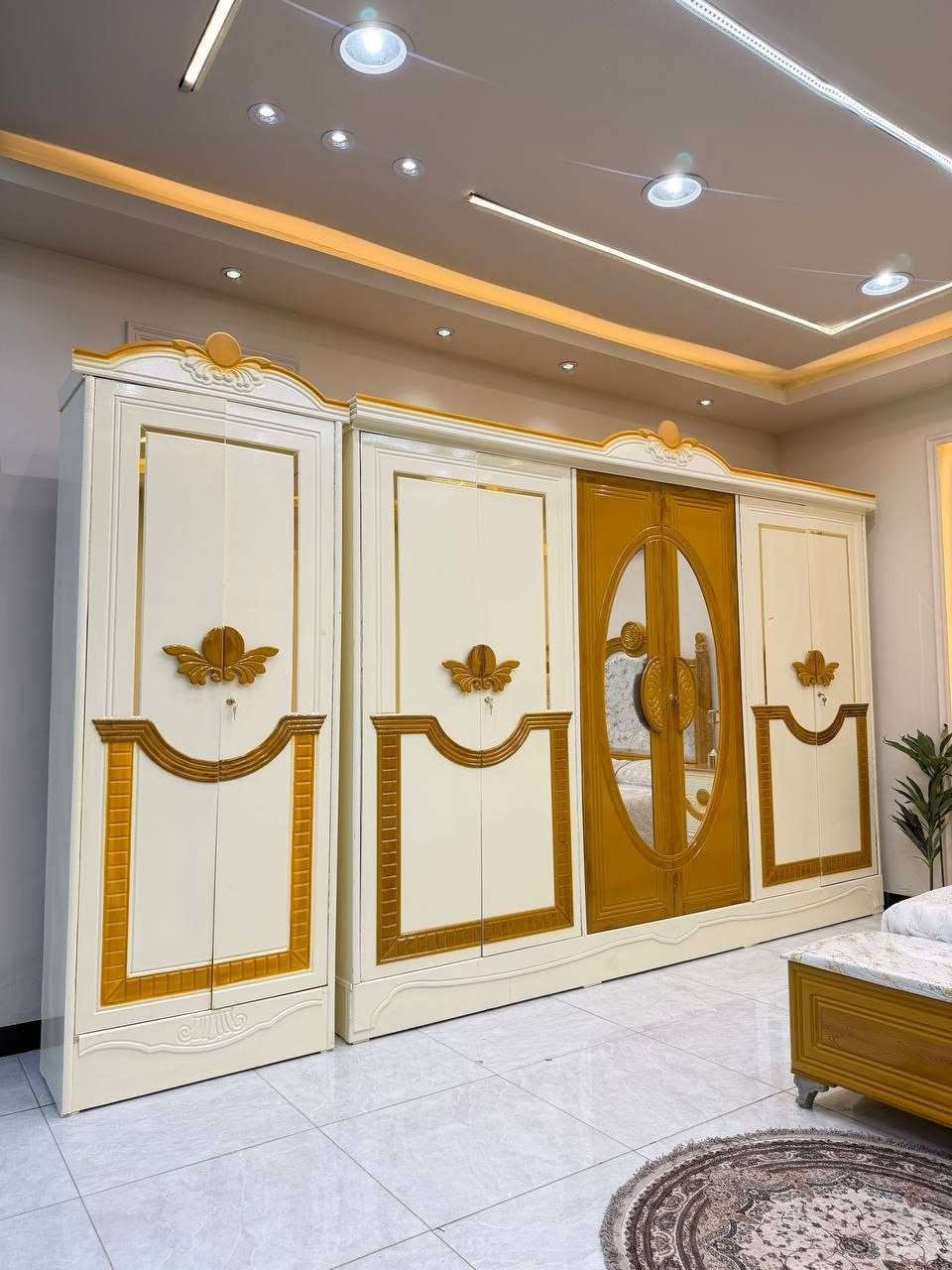٨ قطع • نجارة عراقية • سرير ٢٠٠×١٦٠
