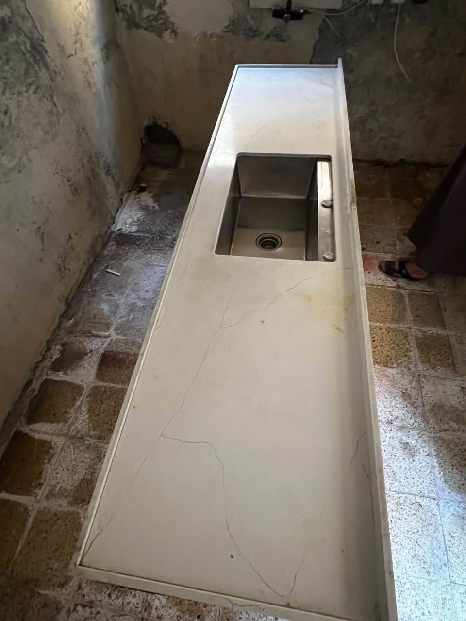 سنگ مطبخي المنيوم تركي ومرمر وحوض كامل ونضيف 
للاستفسار ***********
