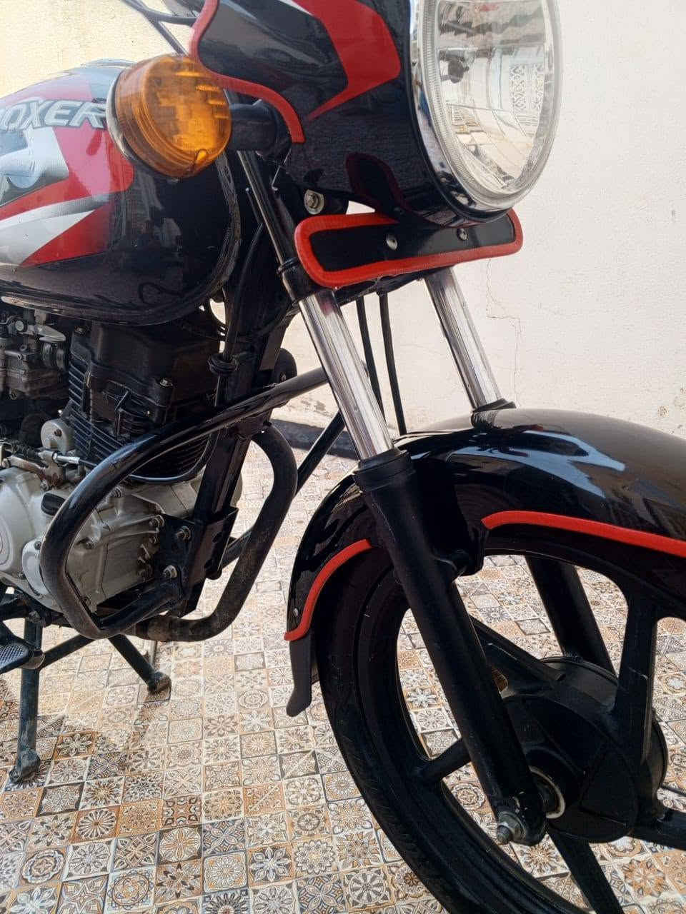سلام عليكم دراجة بوكسر 23نازل 24 رقم بغداد انكليزي  شرط التحويل  مكان ديالى بعقوبة اتصال ***********
