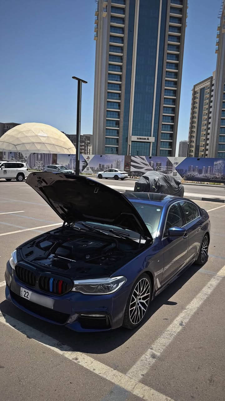 للبيع أو المراوس
BMW 530i / M PACKAGE 💙🔥
موديل 2017 - مكينه 2.0 TWIN POWER TURBO 🔥😎
خليجي وكالة العروش كلين كفالة من كل شي 
المواصفات : 
فتحة سلايد روف 
5 بردات 
4 ابواب شفط + بصمة
صندوگ كهربائي 
كاميرات + حساسات 360
فول تحكم ستيرن + استيرن الياف كاربون + rpm
نظام اوتو هولد (AUTO HOLD)
كراسي كهرباء + خزن 
نظام وقوف ألي من خلال شاشة البصمة
تحكم كامل من خلال بصمة السيارة
نظام ( ايكو + نورمال + سبورت + سبورت بلاس ) 
بعد بيها هواي مواصفات ماذكرتهن 
مكان السيارة بغداد المشتل 
للأستفسار :
*********** 
***********
