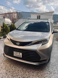 سيينا XLE • هايبرد 2400 • ممشى ٦٧ ألف