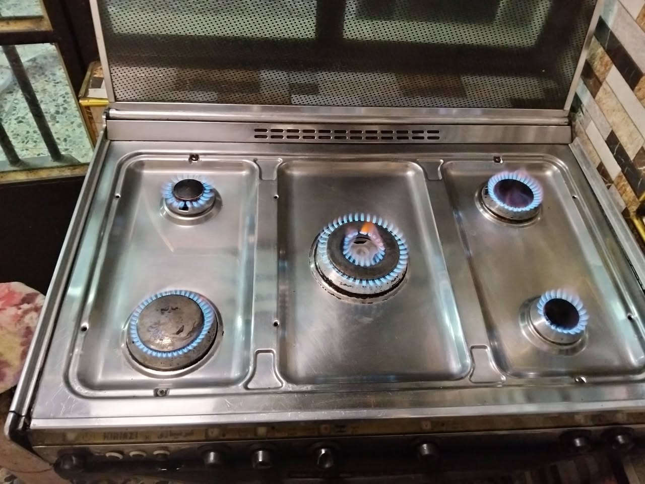 طباخ كريازي • خمس عيون • نظيف