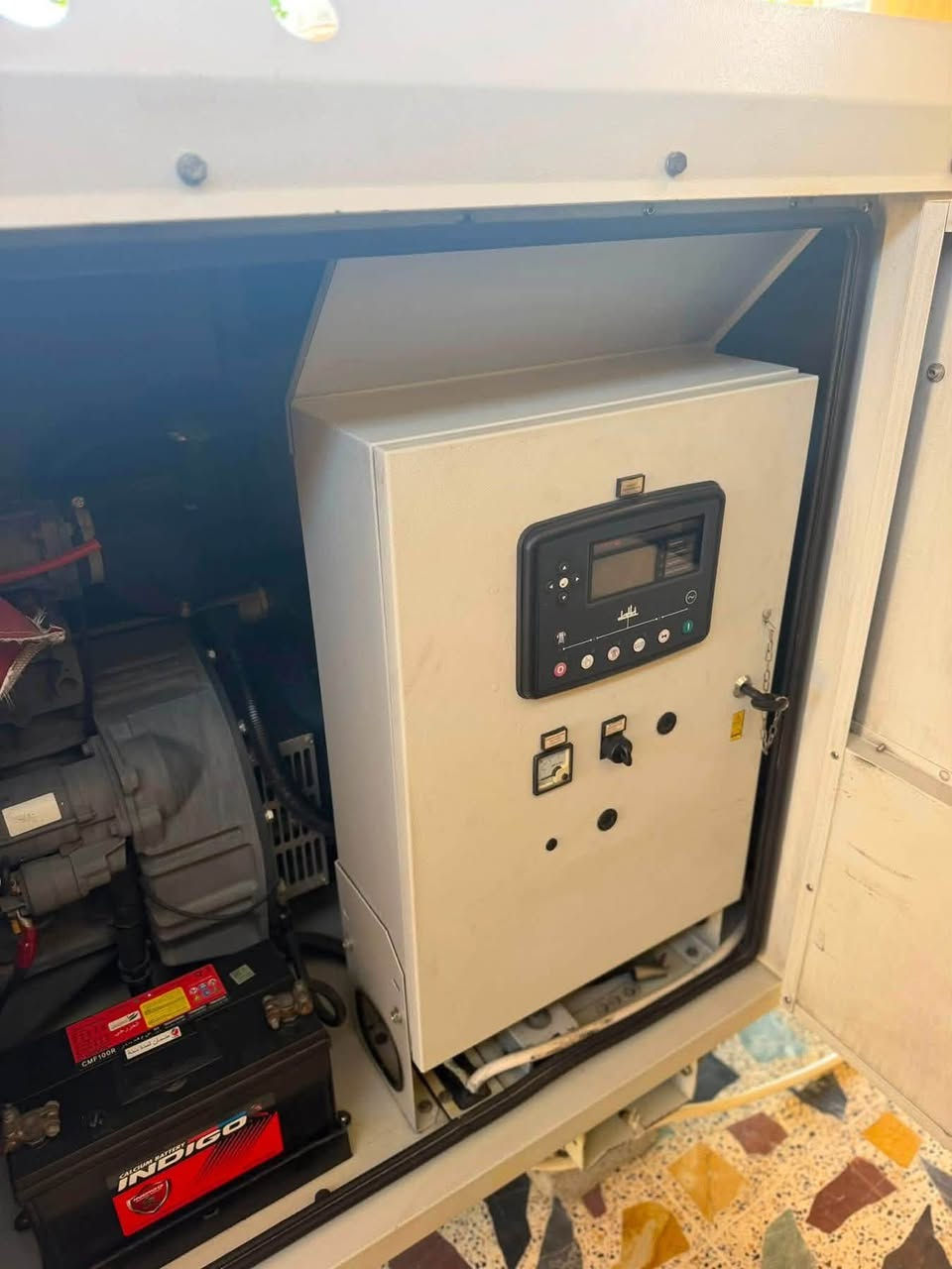السلام عليكم
مولده المانيه 
24kv
تولد 90امبير 
مولده نضيفه واستعمال قليل تجي وتشوف بعينك 
للستفسار الاتصال 
***********
المكان 📍ديالى ناحيه الوجيهيه
