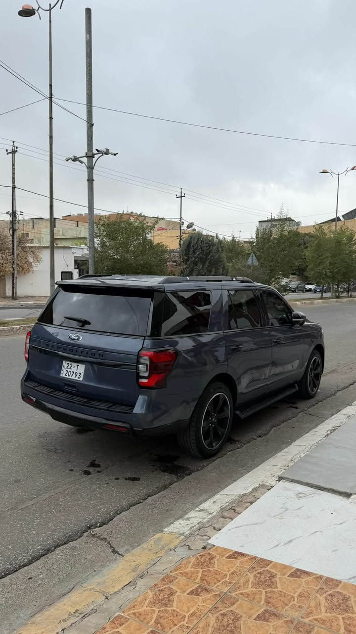 فورد اكسبيدشن بتره ٢٠٢٣ لمتدد فول 
حادث موضح بالصور بجم كبس 
داخل احمر وسقف كنتاره 
رادار شاشه كبيره كشن منفصل وكلهن كهرباء رادارات 
خمس كامرات شتريد بيها 
ماشيه ٤٢ الف كيلو 
السيارة ترايها بصره 
كتاب تضليل ٨٠ بالمية 
العنوان الفلوجة 
السعر ٢٥ قفل 
***********

نص مكتوب في الصور:
- 11:11 bid.cars/en/lot/1- 3 / 10 1:1 BidCars - Your Best Car Brok... bid.cars Install
- 11:11 36 bid.cars/en/lot/1- 1 / 10 1:1 BidCars - Your Best Car Brok... bid.cars Install
- 11:11
- bid.cars/en/lot/1-
- 2 / 10
- 1:1
- BidCars - Your Best Car Brok...
- bid.cars
- Install