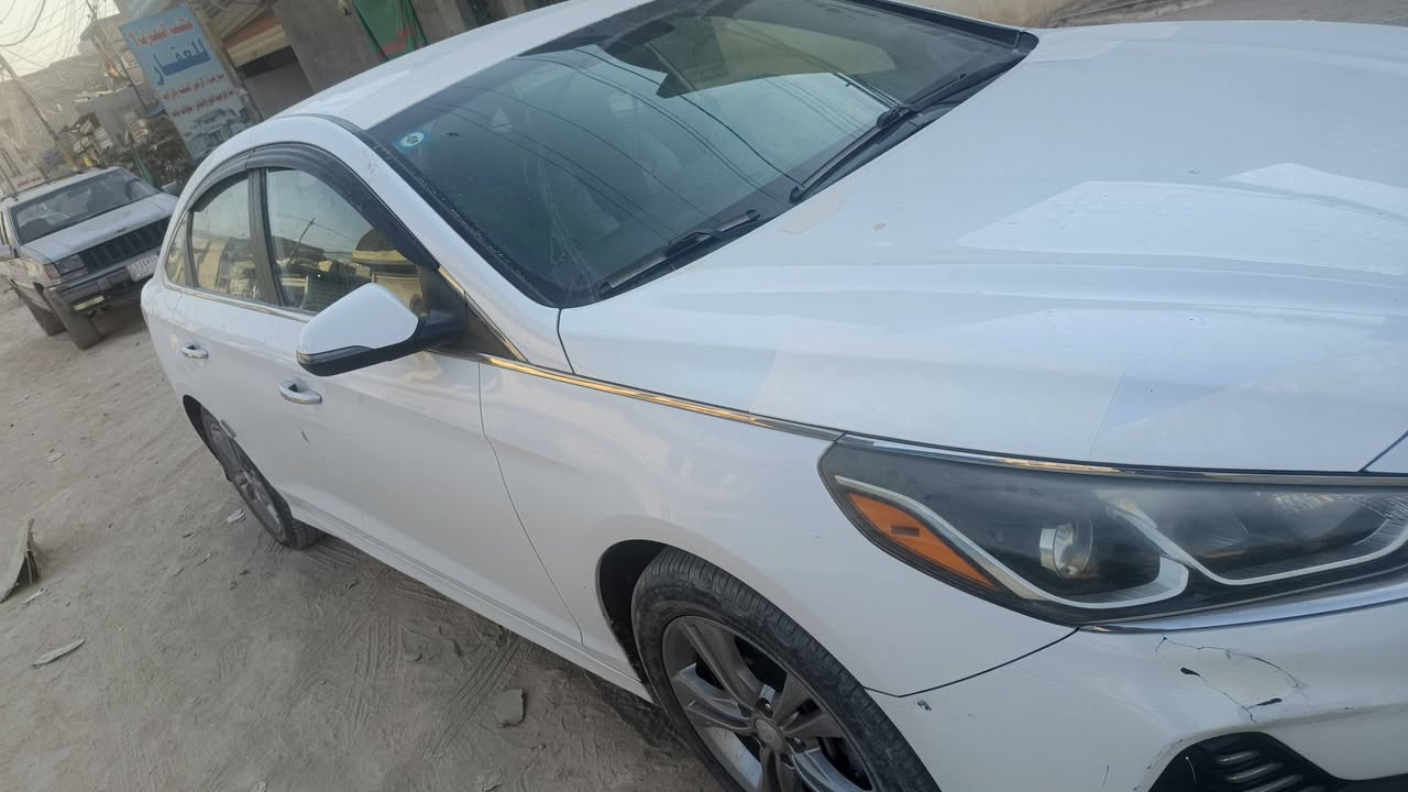 سلام عليكم
سوناتا موديل 2018 محرك2400 ضررهة جاملغ خلفي السيارة ماشية97 رقمهة بغداد  السعر118 بيهة مجال قليييييل السونار موجود بالمنشور
***********
مامتواجد ع الخاص
