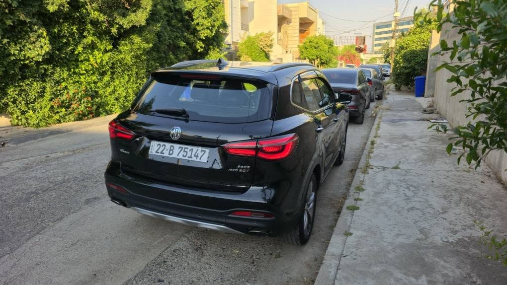 MG HS TROPHY 2021
ڕەش ناو جلد سوور
بێ لێدران زەمان شەریکە ماوە
١١٣ هەزار رۆیشتیە
مواسەفات فوول فوول
مەکینە 2.0 تۆربۆ گەورە 228 هۆرسپاوەر
٥ مۆد لێخوڕین 
دەبڵ ئەکسل
 ناوەوە LED 
شاشە گەورە 
پانۆراما
تەحدید سرعة
سندوق شەفت
کوشین هیتەر
گێچ شاشە
٥ کامیرە ٣٦٠
 *********** أربيل, العراق
