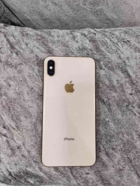 ايفون XS ماكس • ٦٤ • بطاريه ٧٤%