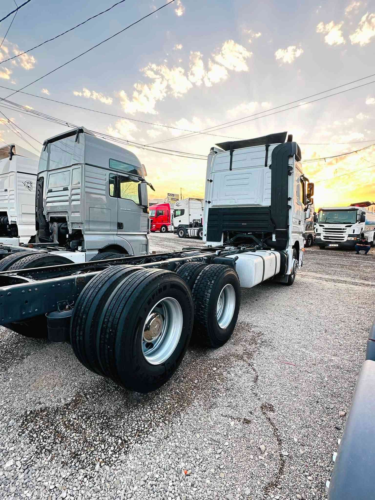 معرض بابل .سليمانية
موديل (2007)🇩🇪
حجم (2544)💪
سحال(مزووج)🛞
ماشية(700km)🚛
سنه وية (جديدة)✅
تخوم تايرة (جديدة)✅
أتوماتيك(12نمره)🪬
مواصفات (فول)📦
مكفول كفالة عامة
   السعر(👍)
***********
*********** 
واتساب☎️📞
مكان سليمانية📍

￼

