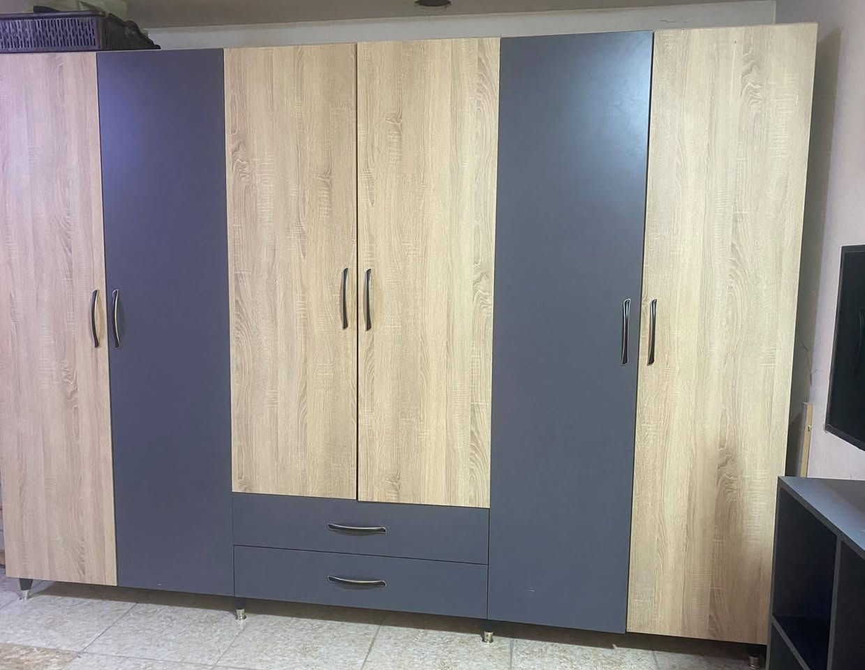 غرفة نوم نفرين تفصال MDF للبيع 
للاستفسار الاتصال ***********
