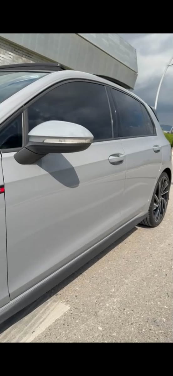 Golf gti 2022 mk8
گێڕ عادی
بێ بۆیاخ 
فوول مواسەفات پانۆڕاما ویل ١٩بیلاد
٢٥ هەزار مایل ڕۆشتووە
گێڕ و مەکینە بەشەرت نەکراوەتەوە
سەنەوی تا ٢٠٣١ تازەیە بەناوی خۆمە 
شوتە و داون پایپی مارکەی لەسەرە
***********
