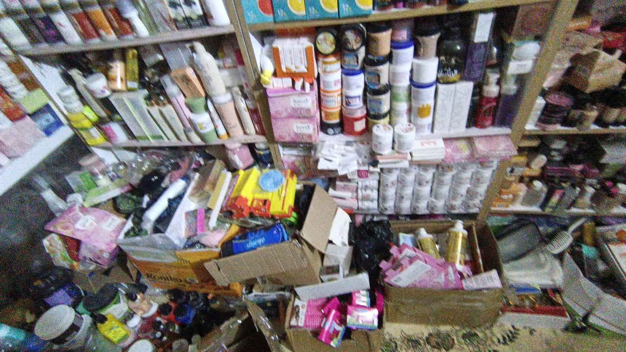 بضاعة عملاقة للبيع
للتواصل فقط واتساب ***********
