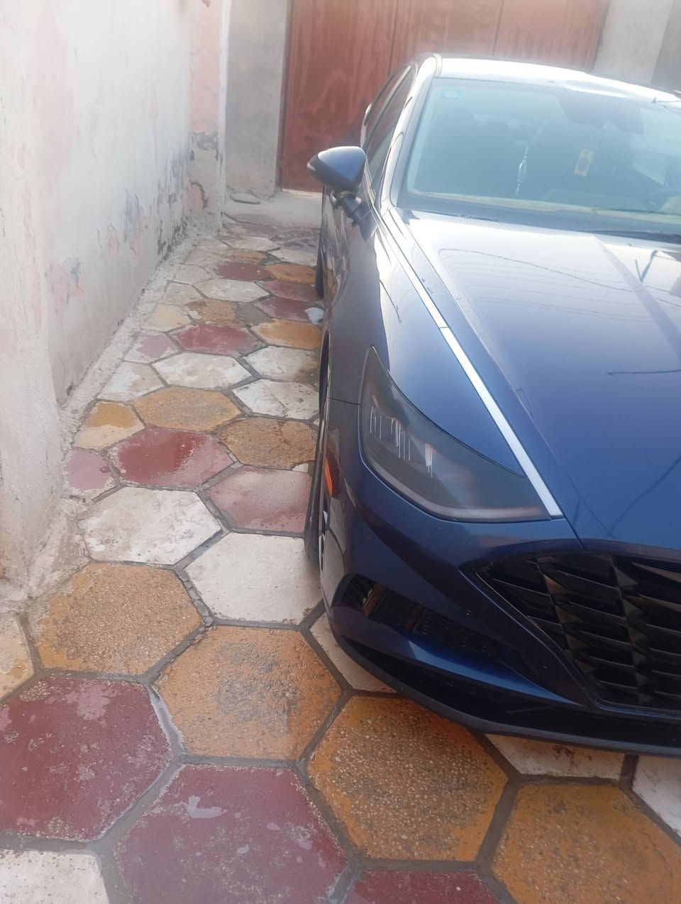 سلام عليكم للبيع او المراوس
سوناتا 2021وارد أمريكي لون نيلي

حادثها تبديل باب خلف سائق فقط والباقي كفاله بجم كبس شرط دعاميات الشركه 

بدون دواخل بدون ارباك بدون تكم

مكينه 2500تنفس طبيعي 

ماشيه 100فقط 

سياره فول مواصفات ماعدا الفتحه معروفه مواصفاتها 

معوقين ذي قار بسمي سنه وتحرر

مكان ناصرية 

سعر 155بيها مجال بسيط 

سياره جديده وجاهزه كلشي بيها على وضع شركه 

وكلشي  موجود بالسوك 

***********واتساب او اتصال
