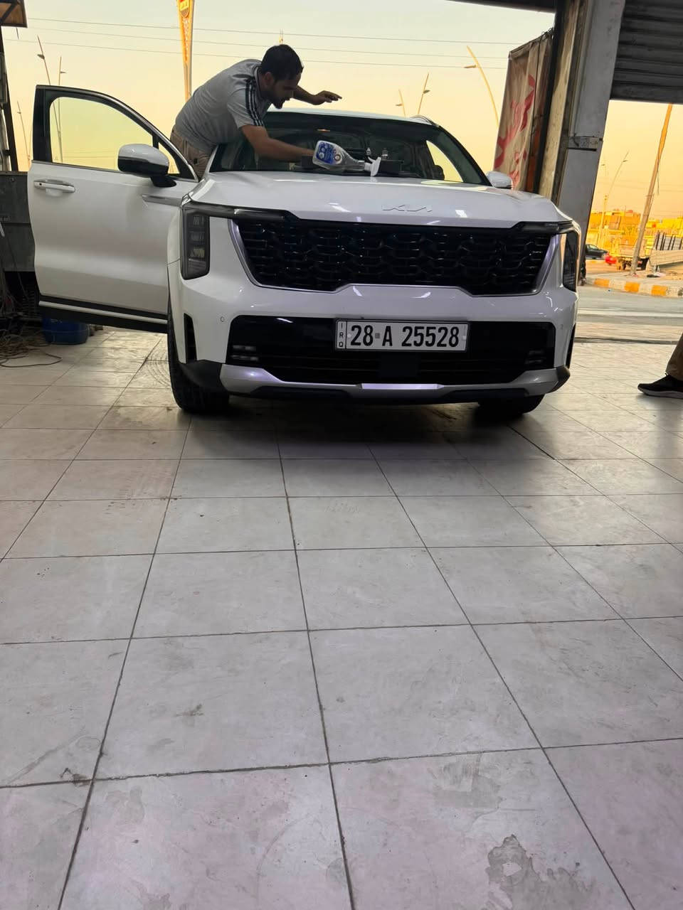 سورنتو خليجي ٢٠٢٤
٦ سلندر  
٧ راكب 
٣ قطع تبريد 
رقم نجف باسمي السياره بالناصريه تحويل مباشر 
للاستفسار 
السعر ٢٧٠ 

***********
