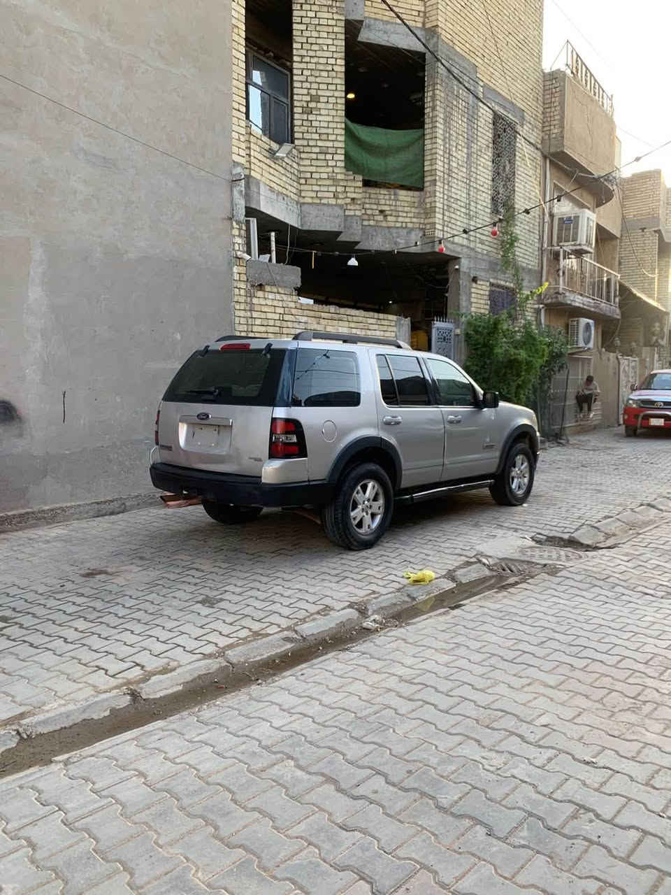 سلام عليكم فورد اكسبلور 2007 مزاد وزاره داخليه 
2-تستلم اضبارة سيارة وتروح سجل الرقم على المشتري مجاناً
7-3ركب سيارة 
4-مكينة 3000
5-كير مكينة جدد مال حاويه 
6-صدر امامي خلفي جديد 
السعر 48وبيهة مجال 
للاستفسار ***********
مكان سيارة :بغداد البلديات 
🥇يوسف الساعدي🥇

ملاحضة :تتوفر لدينا جميع انواع سيارات مزاد وزاره داخليه شرط ترقيم
